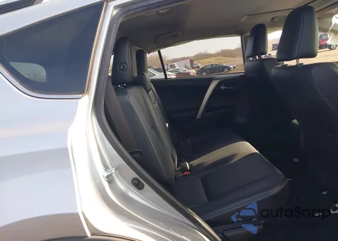 2016 Toyota Rav4 Hybrid Limited z USA, uszkodzony, nr VIN JTMDJREV4GD017099